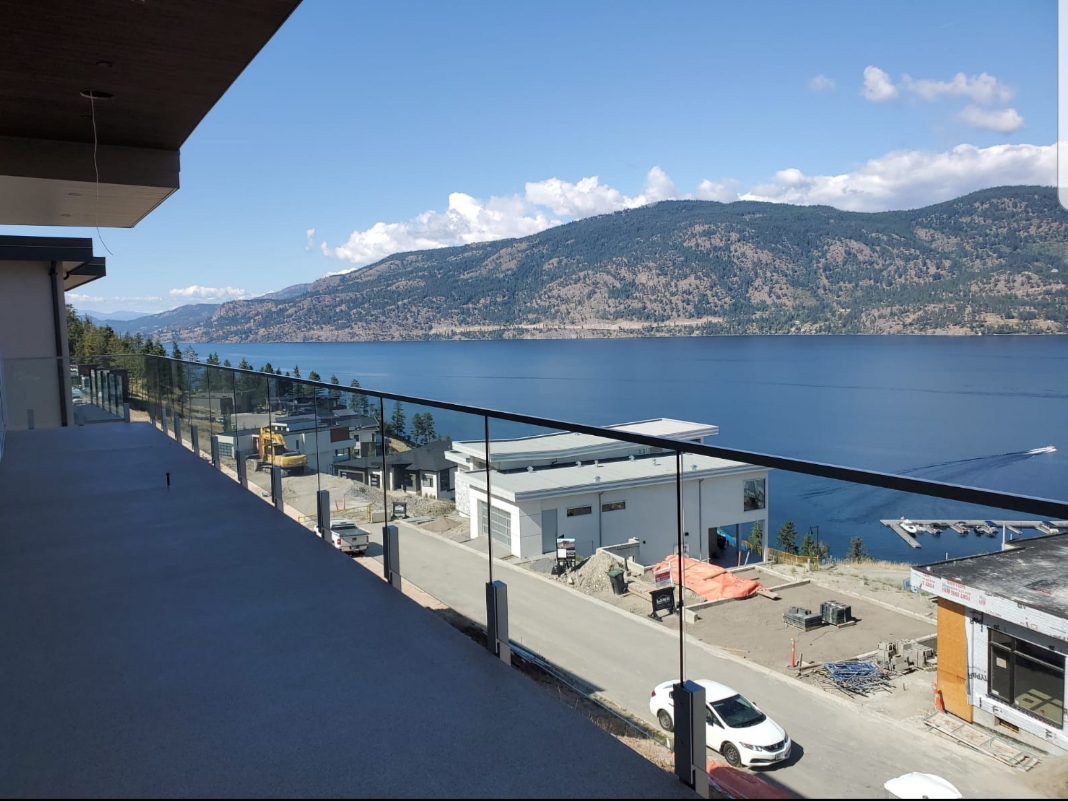 Glass and Aluminum Railings Kelowna